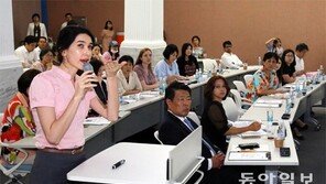 “한글 이름 표기 제각각… 통일해주세요”