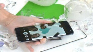 [IT강의실] 쏟아지는 비 '내 스마트폰은?' 방진, 방수의 기준 - IP등급