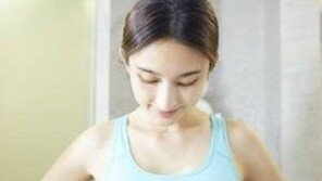 주진모와 열애설 장리, 알고보니 ‘A4 허리 인증샷’ 유행 만든 장본인