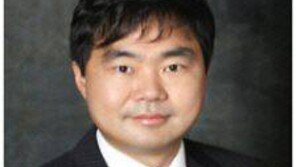 진경준 특임검사가 수사…역대 수사대상 모두 구속기소