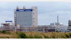 기계소리 울려퍼지는 군산…새만금산업단지 활기찾나