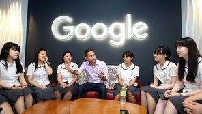 구글 안드로이드 부사장과 한국 여고생 개발자의 만남