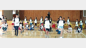 다문화-한국 학생들 어울려 ‘쿵쿵 따, 쿵쿵 따∼’