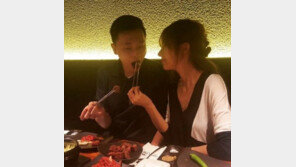 신주아, 태국인 사업가 남편과 ‘결혼 2주년’…“행복합시다. 서방님” 다정샷