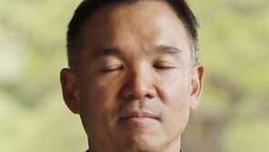[단독]김정주 “진경준에 주식대금 4억원 그냥 줬다”