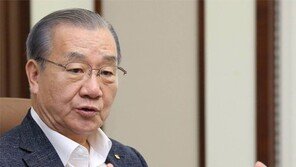 김인호 회장 “정부가 칼자루 쥔 구조조정, 조선-해운이 마지막 돼야”