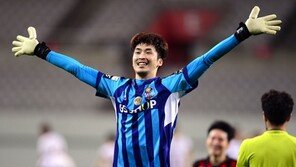 서울 황선홍 감독 웃게 한 유상훈 ‘선방쇼’