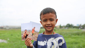 ‘누사’ 김경범 작가, 케이스터디 응원 속  “지구촌 새싹들에게 사진 선물”