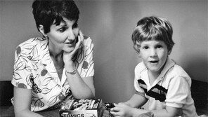 [책의 향기]“‘햇살’ 같던 아들이 괴물이 되었다”