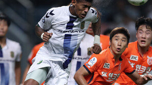 친정 울린 로페즈 “안주할 틈이 없다”