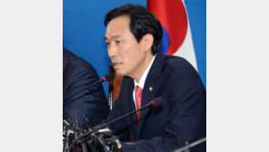 우상호 “진경준 검사장 구속, 법무장관·검찰총장 사퇴 거론할 사안”