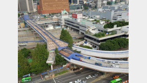 서울역고가 ‘보행길 바닥’ 설치…내년 4월 개통