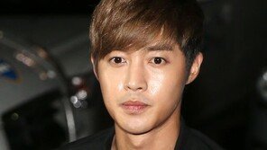 김현중 “임신·유산 주장은 거짓” vs 전 여친 측 “명예살인·인격살인”