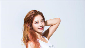 ‘엉짱’ 심으뜸 “완전 더운 오늘 날씨 더위 조심하세요”…폭염도 날려버릴 ‘극강 S라인’