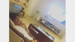 ‘청담동 바보형’ 장우혁, 소파에 누워 ‘나혼자산다’ 인증샷 “나혼자본다”