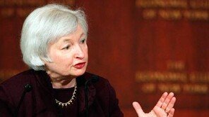 美 연준 기준금리 동결에…올 원·달러 환율 최저치 경신