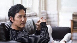 [인터뷰] 이정재 “리더 역할은 처음…부담이 컸다”