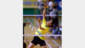 한국체대 김효민, 여자대학부 단식·복식 4강행