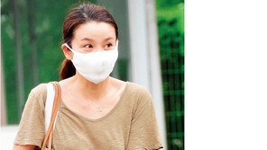 구치소 노역 중인 전재용씨 면회~ 박상아 근황 포착