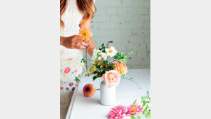 ALL THAT FLOWERS! 세계적 스타일리스트 홀리 베커의 데코 레슨