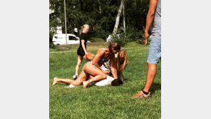 비키니 입고 선탠 즐기다 절도범 잡은 女경찰, “본능적으로…”