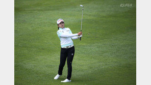 장수연, 이글에 홀인원까지 신들린 샷