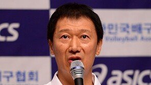 [빅마우스] 이정철 감독 “기본 3승은 해야 8강에 안정적으로 갈 수 있다.”