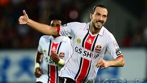 후반에만 2골…데얀, 최단기간 150호골 달성