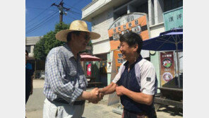 DJ기념관 찾은 김무성 “이정현, 朴대통령과 정례회동 반드시 해야”