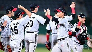 LG ‘무서운 뒷심’…1114일만에 7연승