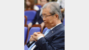 더민주당 김종인 “집권 위해 이해하고 따라와야… 黨은 지적만족 위한 것 아니다”