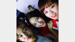 공승연, 정연-김민석과 다정한 쓰리샷 “사이좋은 3mc”