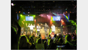 JJCC, 유럽 매거진 선정 케이팝가수 1위…佛팬 200여명과 팬미팅