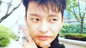 ‘쇼핑왕 루이’ 서인국, 촬영 중 ‘케첩 조커’ 변신? ‘잘생김도 같이 묻었네~’