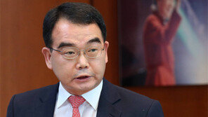 靑 “이석수 배후-의도 밝혀야”… 수사의뢰를 ‘우병우 축출 음모’ 간주