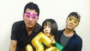 배두나, ‘터널’ 500만 돌파 인증샷 “이번엔 합성 아님”…무슨 뜻? 