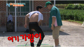 ‘1박 2일’ 보검 조련사 데프콘 ‘빵’ 터뜨린 박보검의 매력, “여기 가랑이…” 민망 포즈