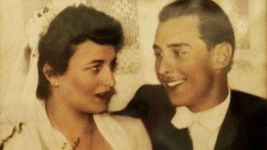 ‘62년 만에 첫 생이별’ 마주앉아 눈물 흘린 노부부…무슨사연?