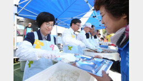 [사회공헌 Together]3.5t 트럭 개조, 홀몸노인 위한 ‘밥차’ 운영 