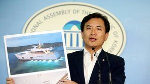 ‘사의 표명’ 송희영 조선일보 주필 “기회 주어지는 대로 사실 밝혀질 것”