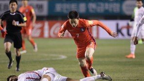 중국전 승리 ‘이-손 안에 있소이다’