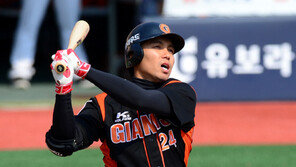 달라진 롯데 김문호, 비결은 밀어치기 훈련