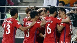 유럽파 내세운 한국, 中에 3대2 첫 승…‘산뜻하진 않네’