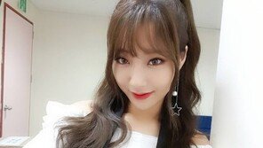 나인뮤지스 경리, 앞머리 자르고 반묶음 “앞있갱 반묶갱”…‘가을향기 물씬’