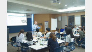 [신나는 공부]취업 앞둔 대학생, ‘영어’ 무기로 글로벌 무대 발돋움