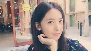 “‘THE K2’ 촬영” 윤아, 긴 생머리+원피스 ‘여전한 인형 미모’