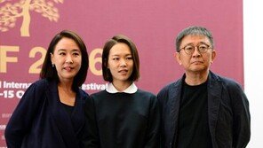 강수연 집행위원장 “2년의 성장통, 지난 20년을 돌아보다”