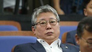 조응천만 대통령 추석 선물 못 받았다고? 발끈한 靑 “보내지마” 