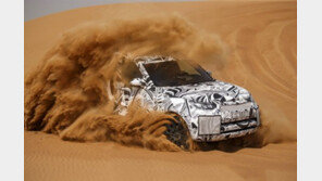 [영상]랜드로버, 3세대 신형 디스커버리 ‘사막과 눈길에서 종횡무진’