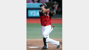 “박경수는 30홈런 타자다!”